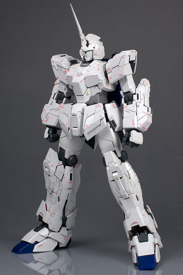 メーカーBANDAIPG 1/60 RX-0 ユニコーンガンダム ジャンク品 組立途中