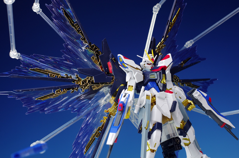 RGストライクフリーダムガンダム 【チタニウムフィニッシュ】\u0026