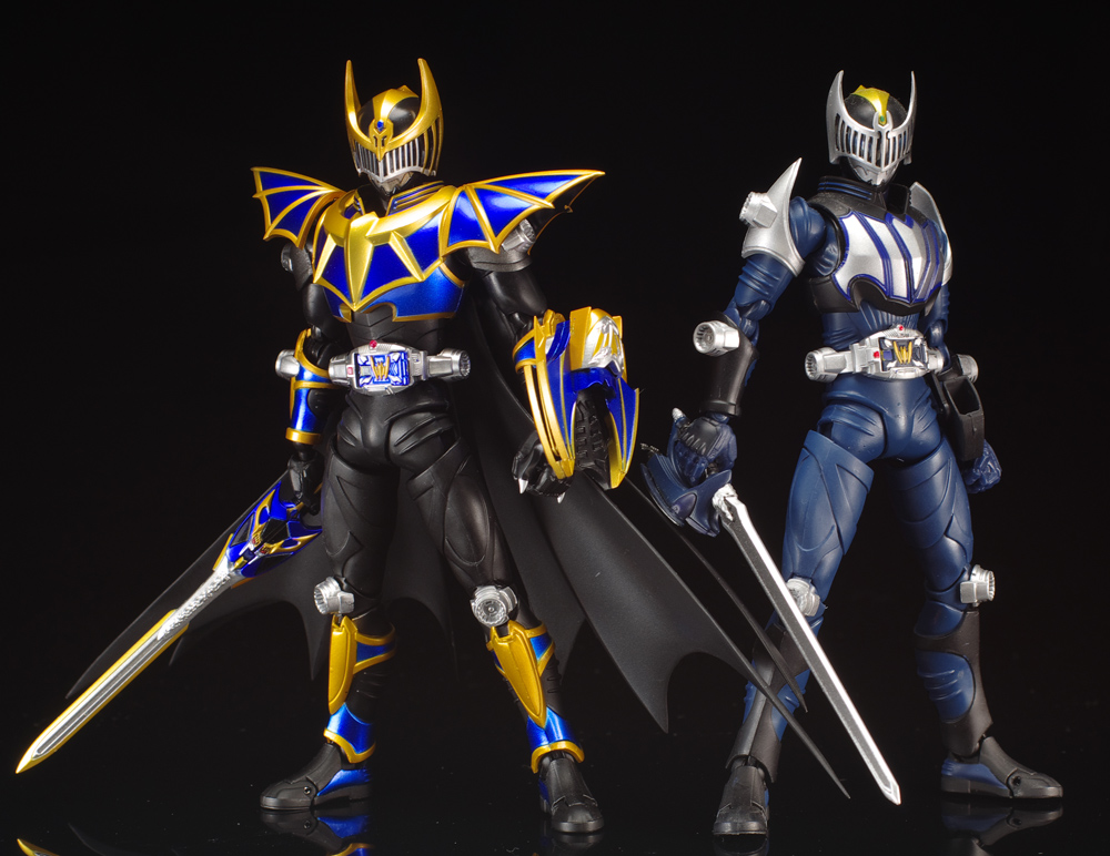 S.H.Figuarts 仮面ライダー龍騎サバイブ＆ナイトサバイブ