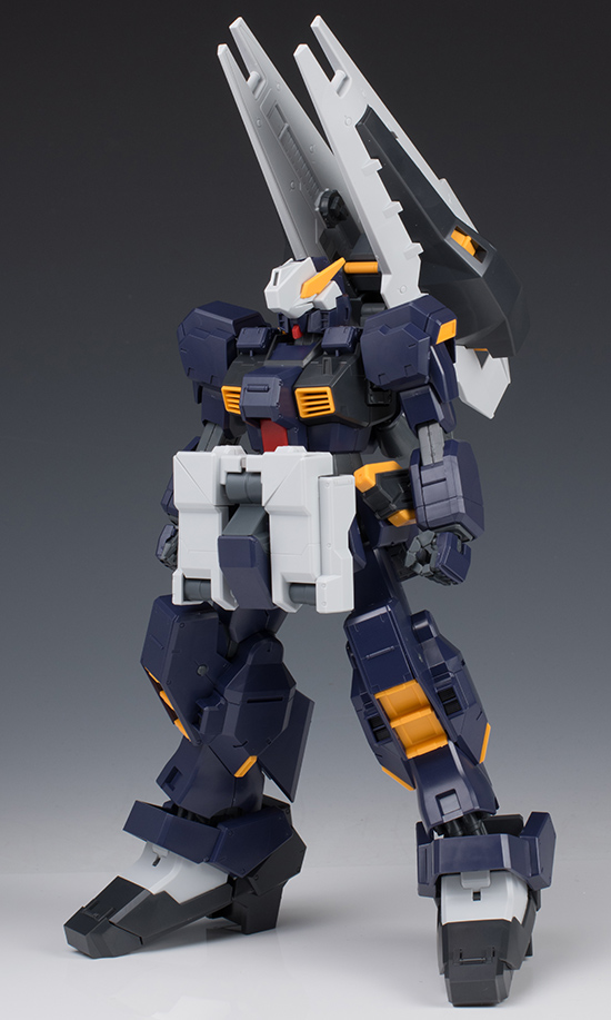 MG 1/100 ガンダムTR-1 アドバンスド・ヘイズル - プラモデル