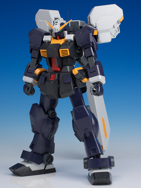 HG ガンダム TR−1 ヘイルズⅡ アーリータイプ(改修+全塗装)完成品