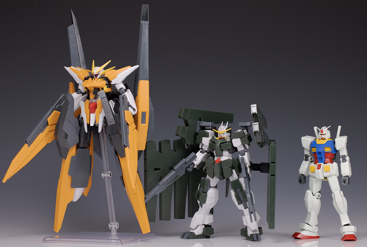 おトク】 ＨＧ 1 144 ガンダムハルート+最終決戦仕様改造ガレージ