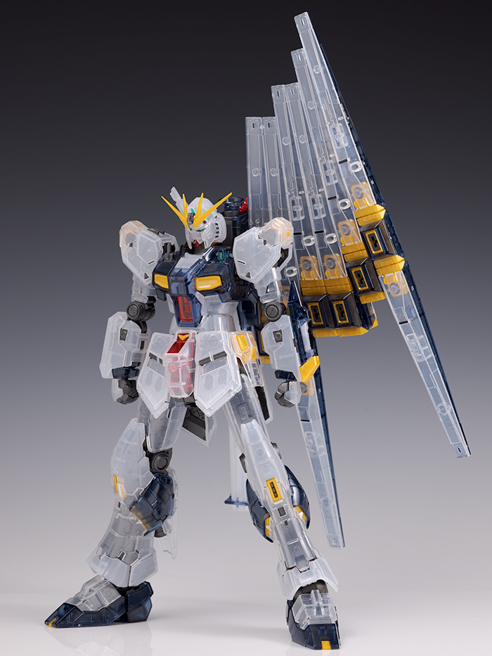 ガンプラ RG νガンダム クリアカラー - プラモデル